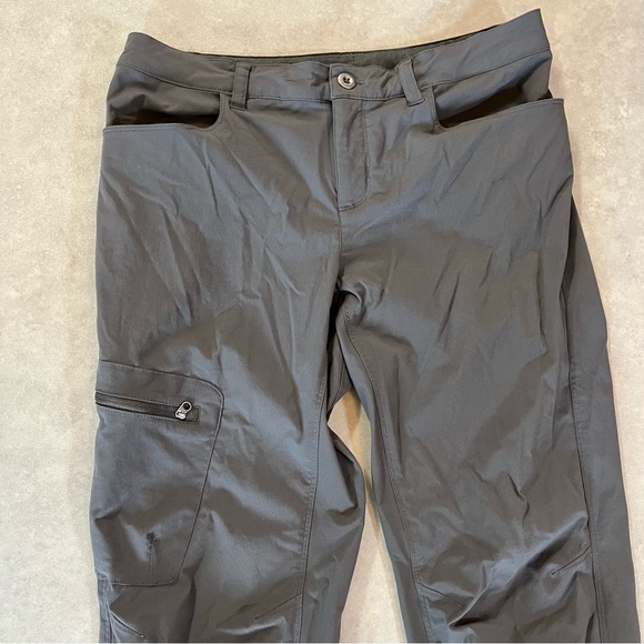 PATAGONIA Gray Cargo Pants. Women’s. Size 6. Stretch - Picture 4 of 8